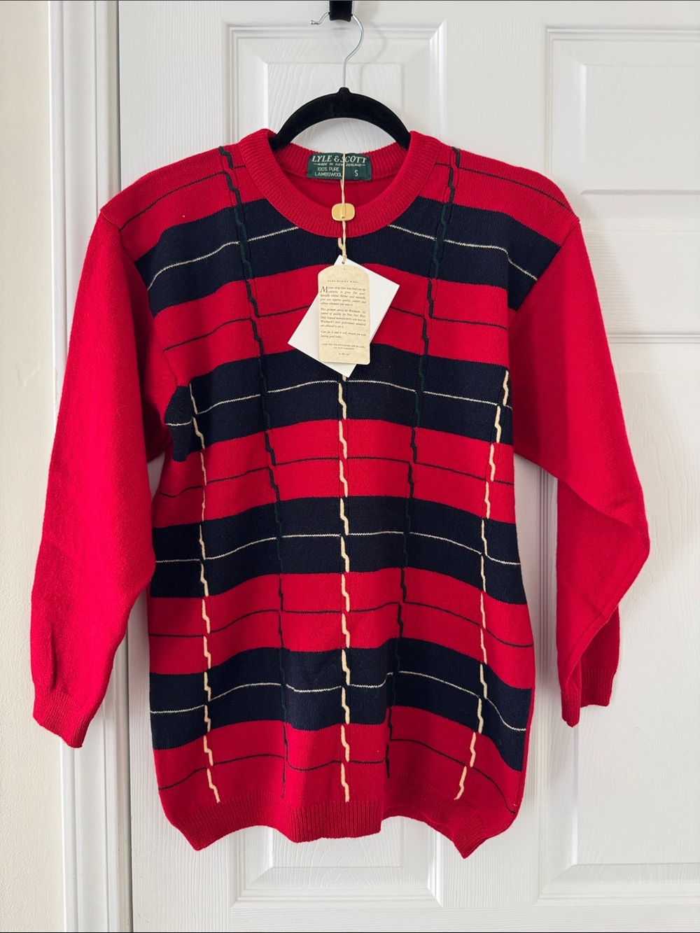 NWT Lyle & Scott Red, Navy & Cream Striped Knit Sweater S